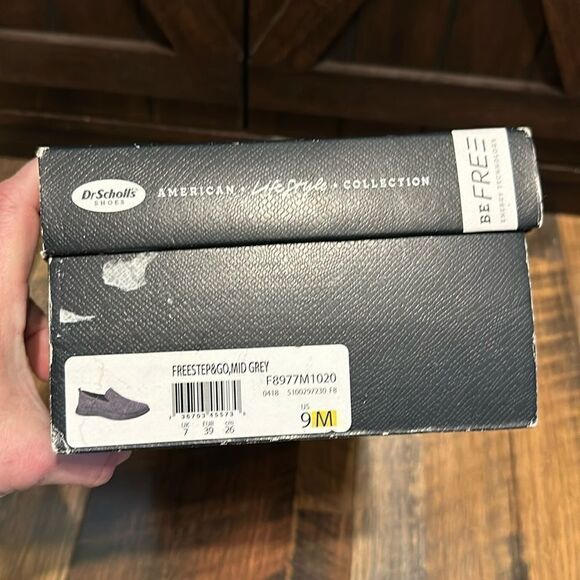 DR SCHOLLS Gray Moisture Wicking Cushioned Free Step & Go Slip On Flat Shoes Sz9 - Picture 16 of 16